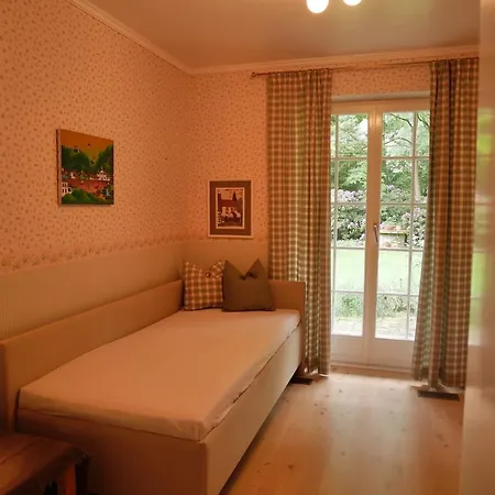 Kuekenkamp 3*